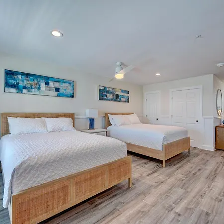 3003 Queen Suite, 3Rd Floor Cove